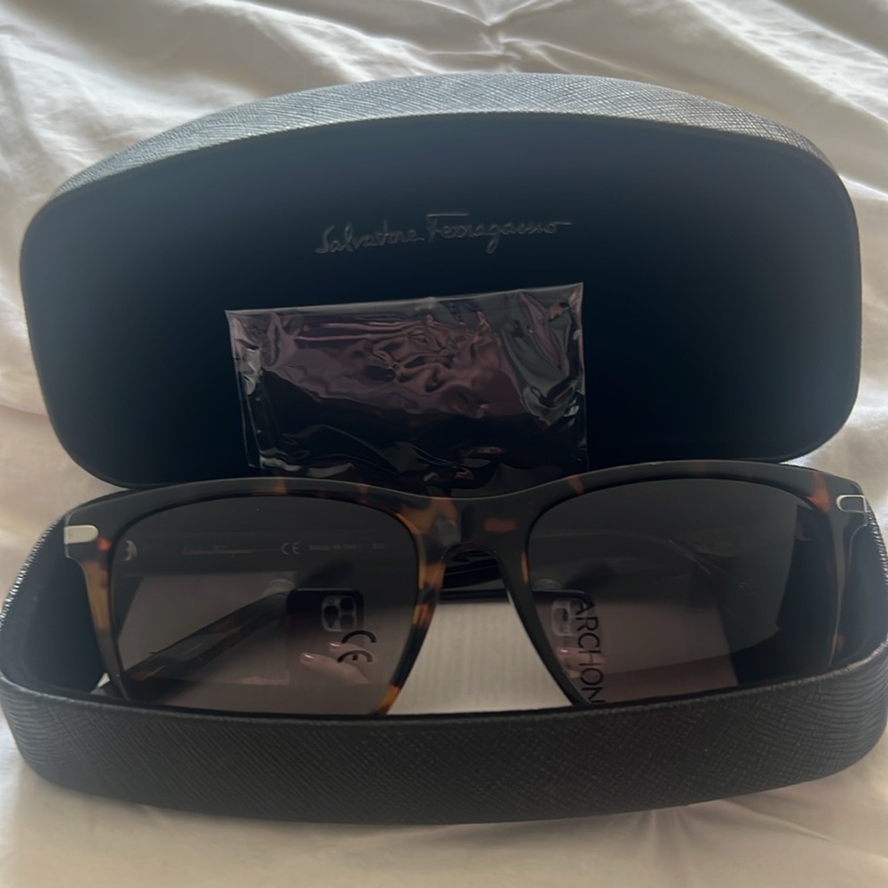 Salvatore Ferragamo Tortoise Shell Oversized Sunglasses SF992S